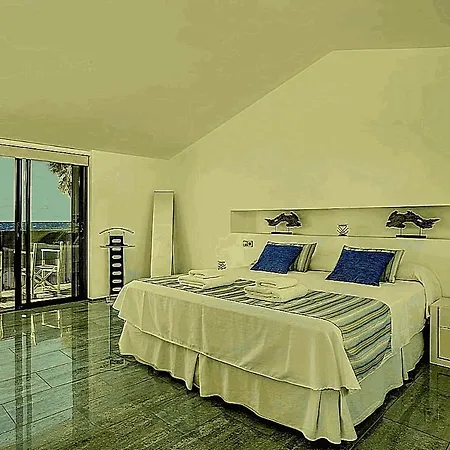 Rafa Casa Visca Buena * ثيوداديلا